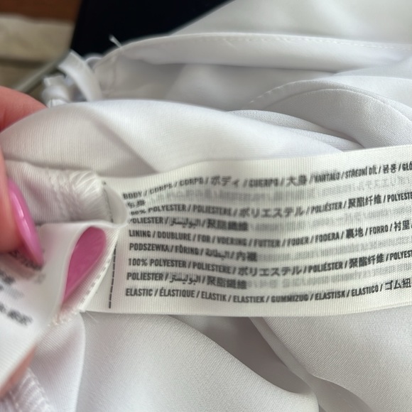 Abercrombie white flutter sleeve tie front key hole blouse - Picture 4 of 4